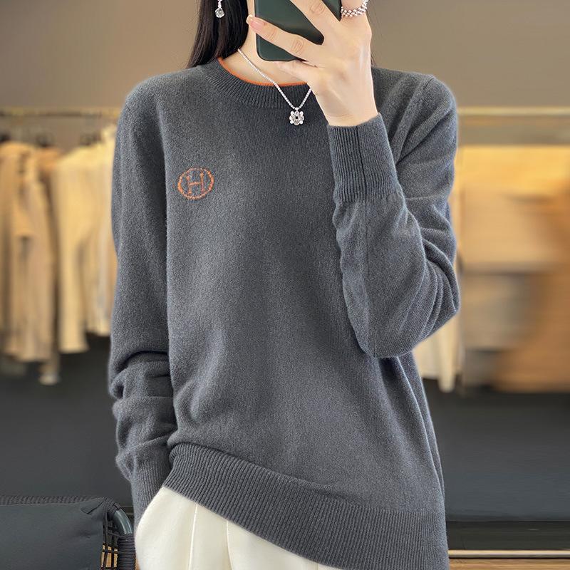 Neck Sweater for Women In Autumn and Winter Style, Fashionable, Loose and Versatile Cashmere Knitted Base Shirt, Warm and Skin-friendly Sweater