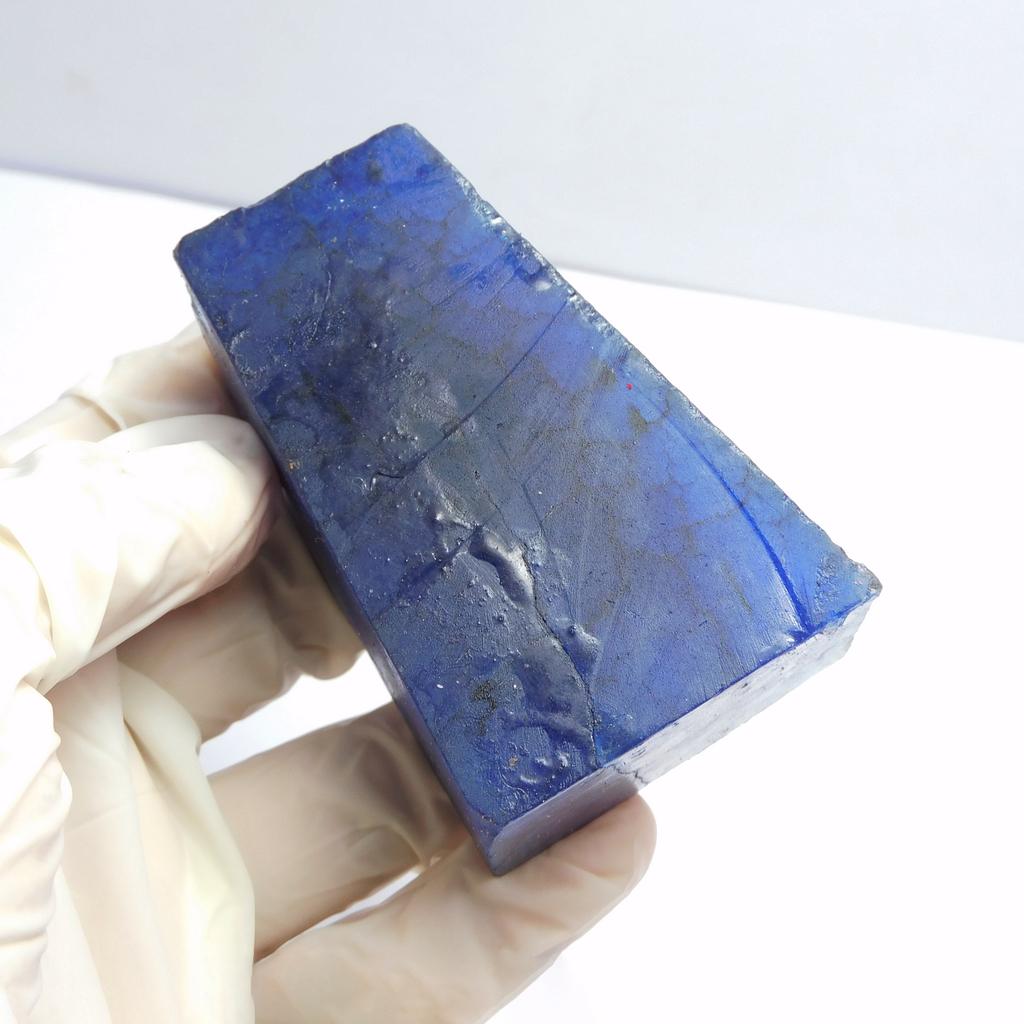 Natural Blue Sapphire Loose Gemstone Uncut 938.00 ct Rough September Birthstone for Gem Collections
