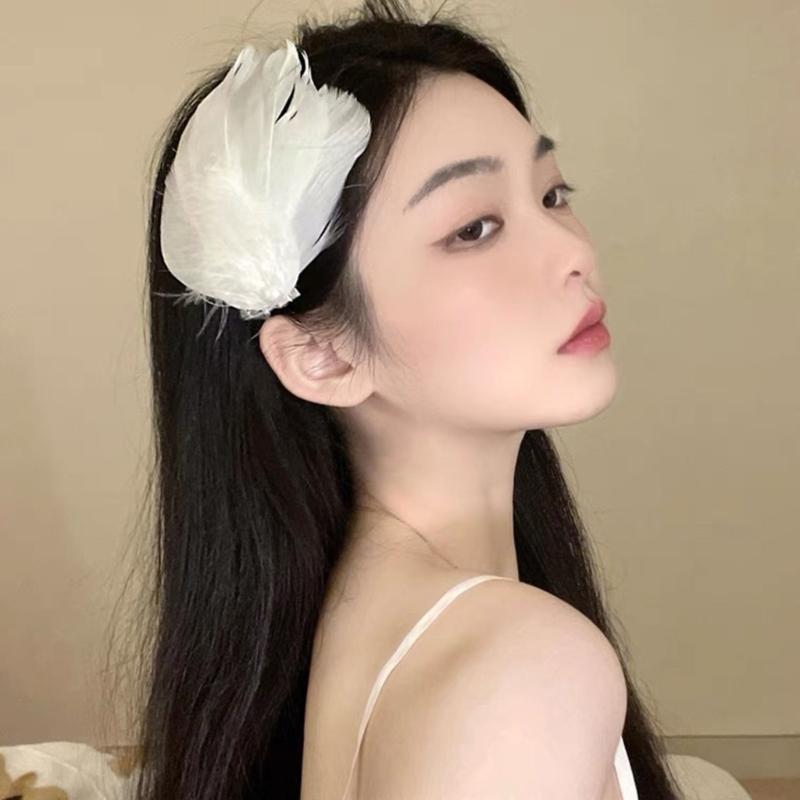 Weiße Feder Design Entenschnabel Haarspange Y2k Haarspange Frühlings Haarspange für Mädchen