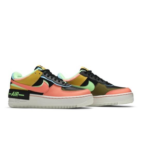 

Nike Wmns Air Force 1 Shadow SE Solar Flare Atomic Pink CT1985-700 EU 35.5 синій/чорний