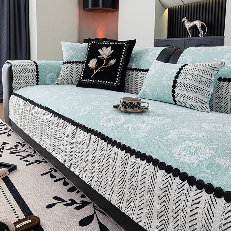 French Sofa Seat Cover with A Light Luxury and High-end Feel Suitable for All Seasons Non Slip Sofa Cover Cloth for Living Rooms