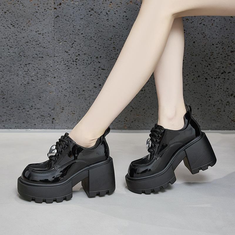 Loafers women's autumn 2025 new thick-soled thick-heeled inner height-increasing women's shoes versatile British style round head small leather shoes