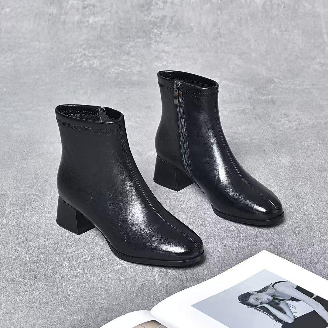 

Retro Chunky Heel Ankle Boots for Women - 2025 Autumn/Winter Mid-Heel Versatile Design with Hand-Grained Style and Plush Warmth. 38