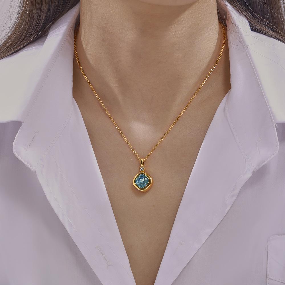 Chic Style Jewelry Set with Interchangeable Zircon - Unique Copper Design