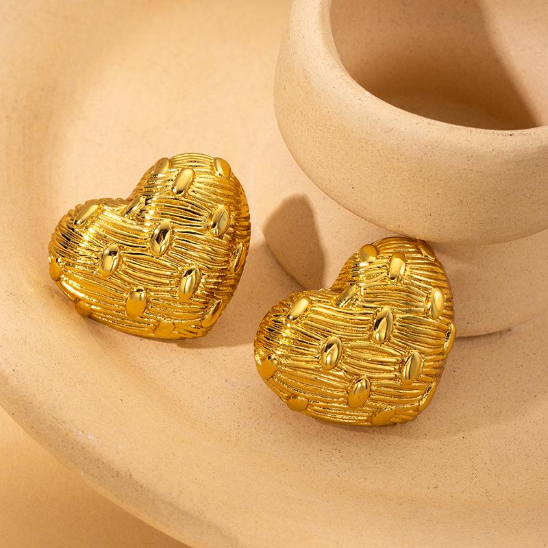 Boucles d'oreilles puce en acier inoxydable à texture métallique rétro européenne et américaine - Mode haut de gamme pour femmes