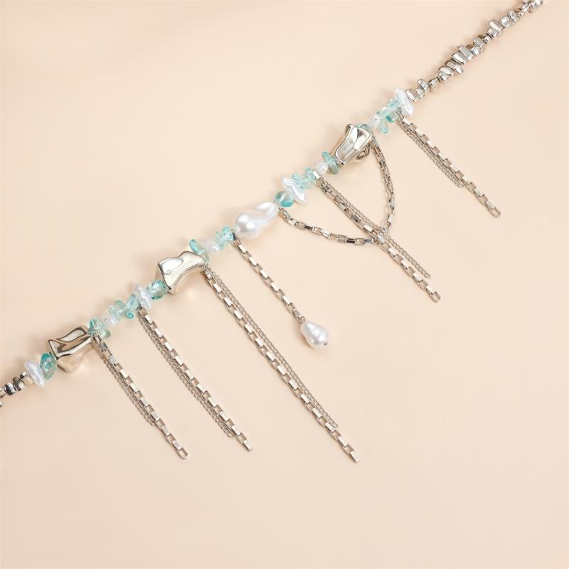 Artistic Short Clavicle Necklace Featuring Geometric Plastic Beads And Movable Tassels Decoration Fashion Neckwear