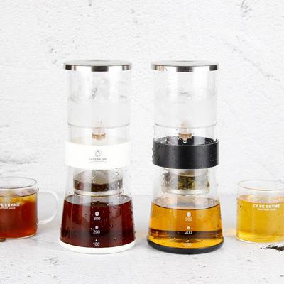 Ustensile – Ceainice, vase de cafea și ibric