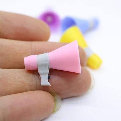 2Pcs 1/12 Dollhouse Handheld Megaphone Model Micro Scene Decoration Accessories Kid Pretend Play Toys