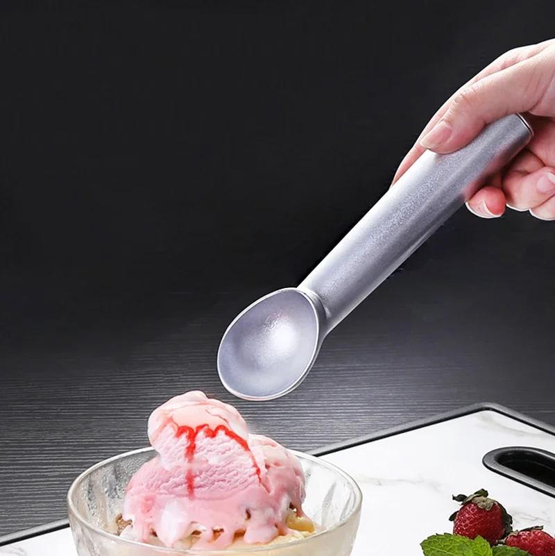 Kopečky na zmrzlinu, lžíce na zmrzlinu, rydlo na ovocné kuličky, lžičky na sušenky, naběračka na jogurt, sorbet, domácí kuchyň, slitinové pomůcky, příslušenství