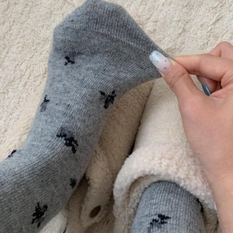 Women's Autumn and Winter New Thickened Warm Retro Broken Wool Boneless Tube Stack Socks