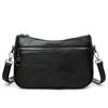 Middelaldrende kvinners veske Vintage crossbody-veske Flerlags mykt skinn skulderveske