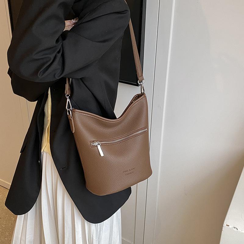 

Женские сумки в стиле ретро, женские сумки, High-End Sense, вместительные сумки-ведра, сумки через плечо, простые женские сумки-тоут темно-коричневого