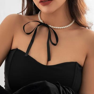 1 szt. Biały Choker z Imitacji Pereł na Przyjęcie Weselne Modny Krawat z Wstążką Długa Wstążka Naszyjnik Osobowość Prosta Biżuteria