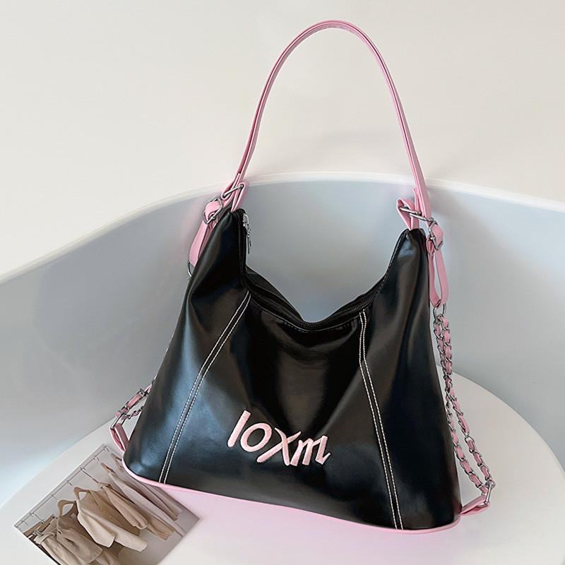 Stylish Minimalist Womens Shoulder Bag Fall 2023 Trendy Commuter Tote