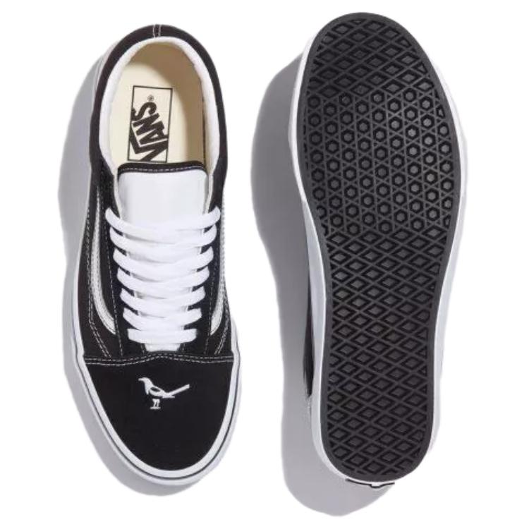 Vans Unisex Old Skool Magpie Bird Black White VN000CR5BPB1