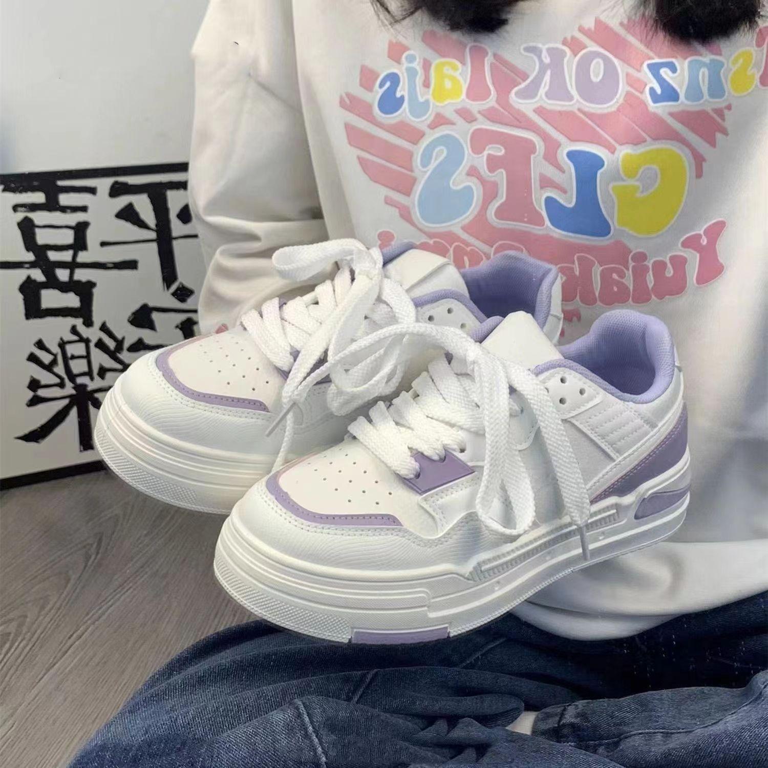 

Корейская версия женской обуви, весенние универсальные дышащие повседневные белые туфли 2024 года, новый нишевый модный дизайн, толстая подошва, туфли прилив 40 фиолетовый