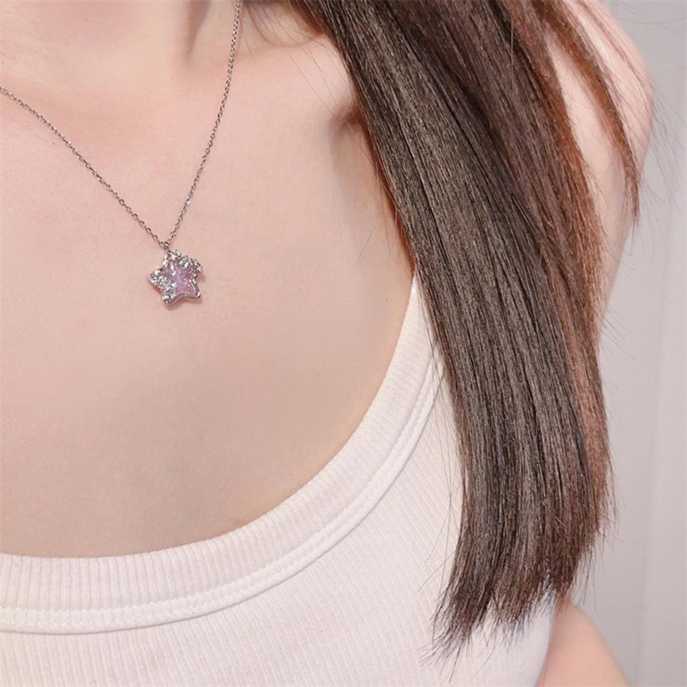 Party Necklace Elegant Rhinestone Star Pendant Necklace for Women Izable Fit Clavicle Jewelry with Extended Length for Wedding