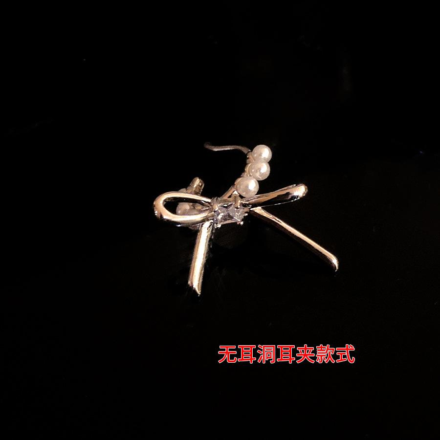 Zircon simple fashion bow ear clips European and American personalized design ear bone clips light luxury high-end earrings