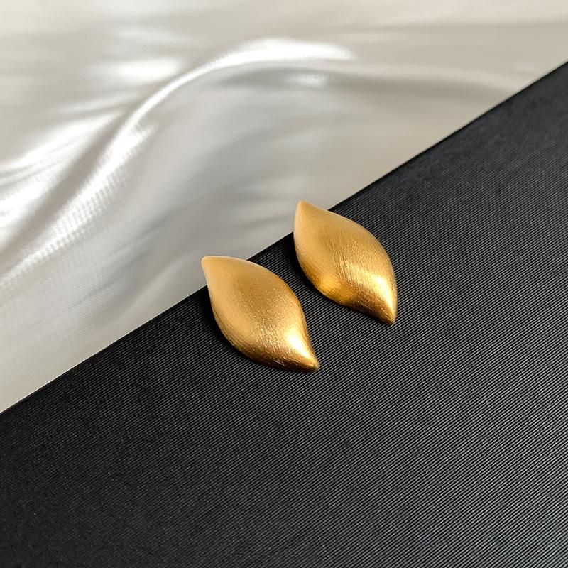 Fashion Matte Brushed Hoop Earrings for Women Retro Geometric Metal Circle Earrings Party Wedding Fashion Jewelry Accessories
