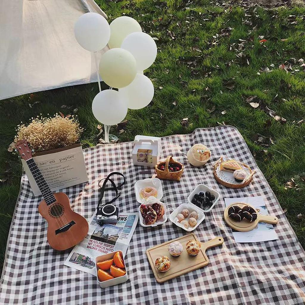 JIANDO Picnic Picnic For Checkered Easy To Easy To Waterproof and Moisture Proof Sports Cherry Blossom Outdoor Disaster Easy To Easy To Brown X White