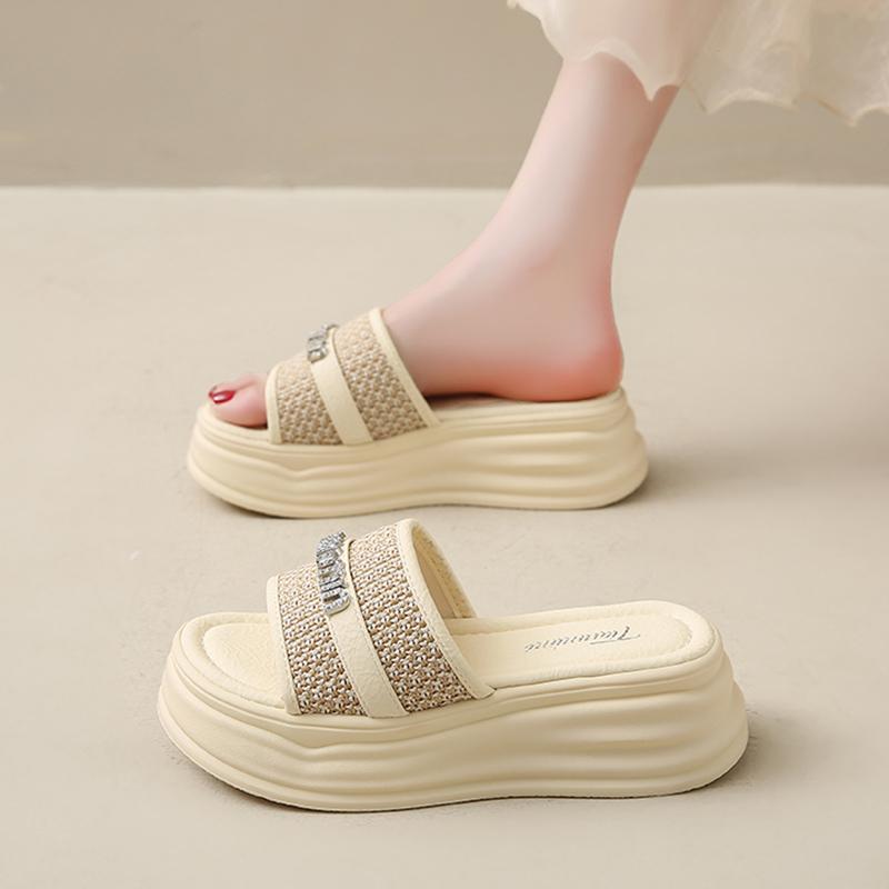 CRLAYDK Platform Sandals for Women Beach Slides Rhinestone Summer Causal Thick Sole Comfortable Slip on Slippers