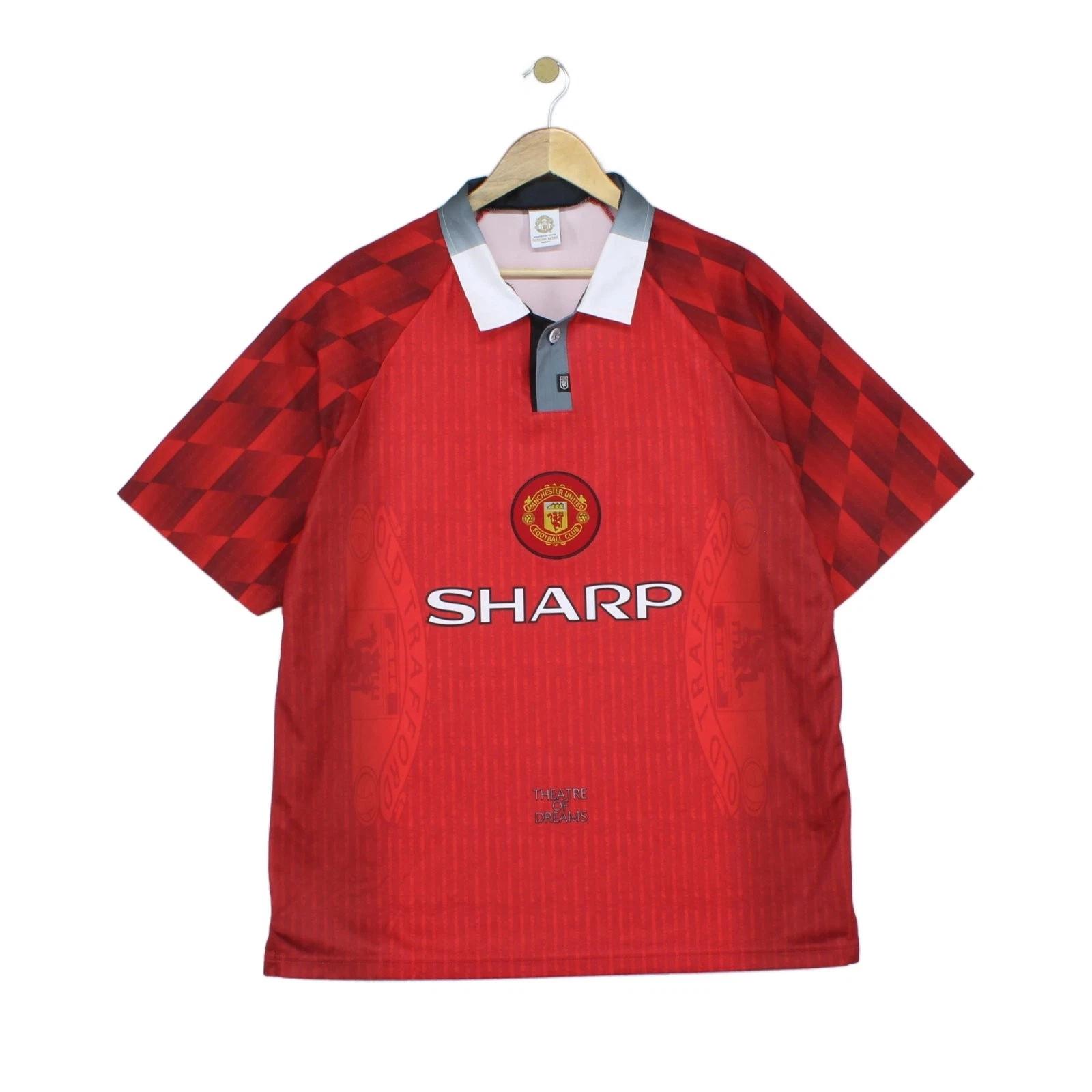 Manchester United Football Shirt Mens Size XL Red Retro Remake M