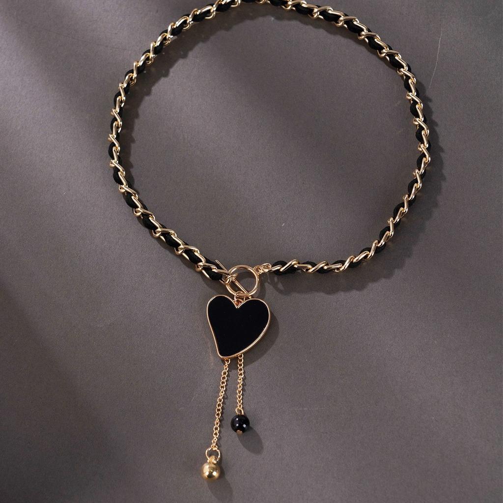 Cold Wind Black Butterfly Love Wrapped Flannel Collarbone Chain Fringed Necklace Lady