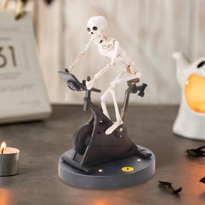 Żywiczny szkielet jeżdżący na rowerze Statua szkieletów Szkielet jeżdżący na rowerze stacjonarnym Dekoracje na Halloween