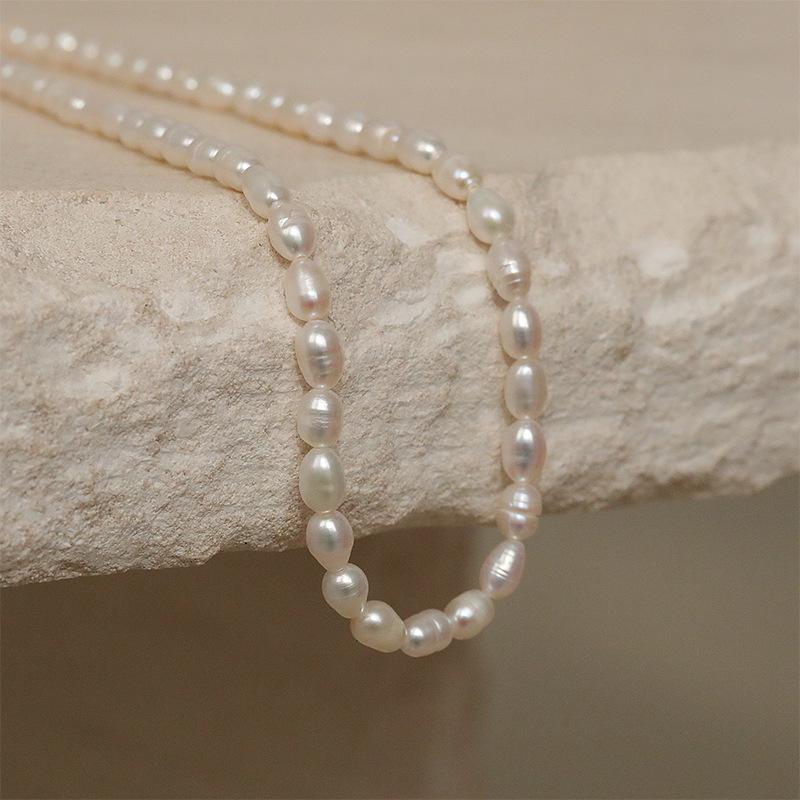 

Freshwater Pearl Clavicle Necklace - French Design for Women