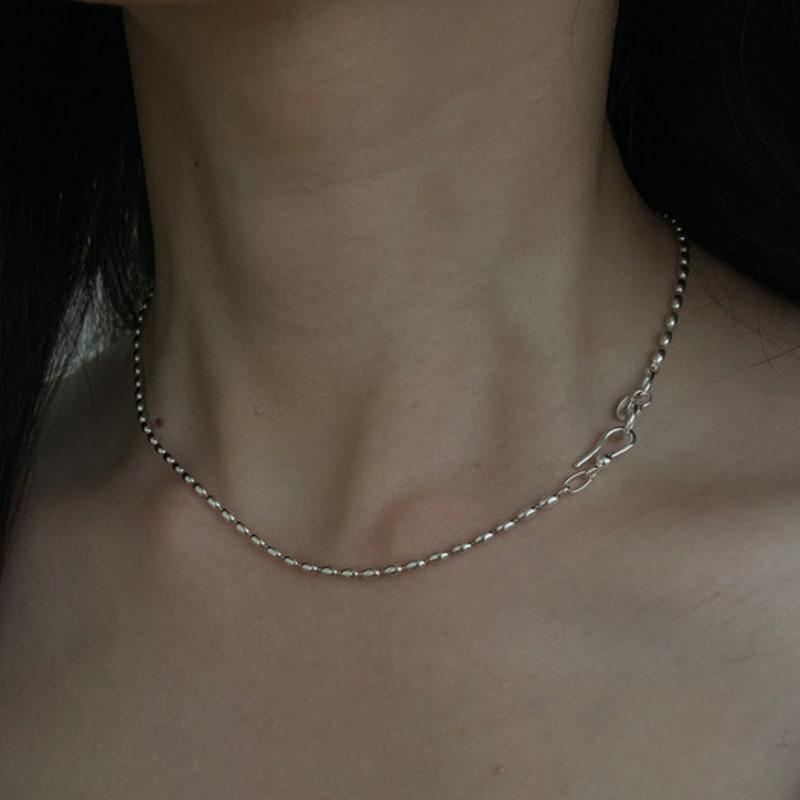 Melliv Silver Fish Hook Egg Ball Chain Necklace_mvn17