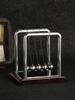 Newtons Cradle Balance Stålkule Undervisningsmateriell Fysikk Vitenskap Pendel Skrivebordsleker Stressavlastningsgaver Hjemmedekorasjon