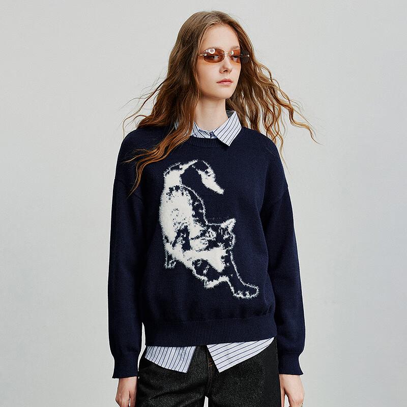 Chuyu Women's Cat Jacquard Round Neck Sweater