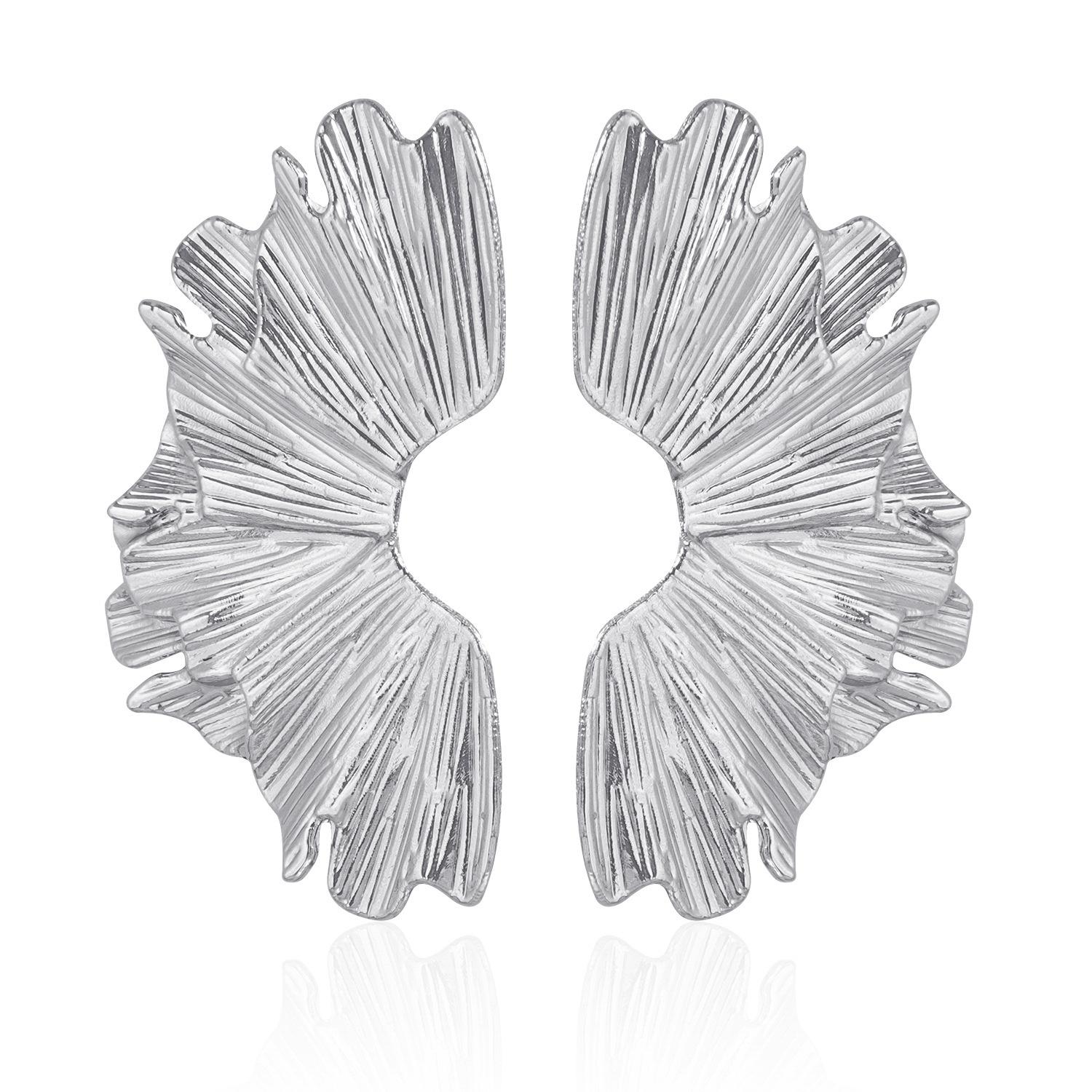 

INS Heavy Industries exaggerated texture design symmetrical flower stud earrings temperament luxury personalized earrings