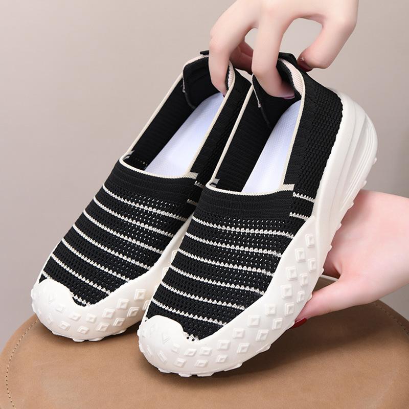 The New Women's Shoes Are Comfortable, Fashionable, Breathable, Lightweight, Versatile and Fashionable Sports Shoes