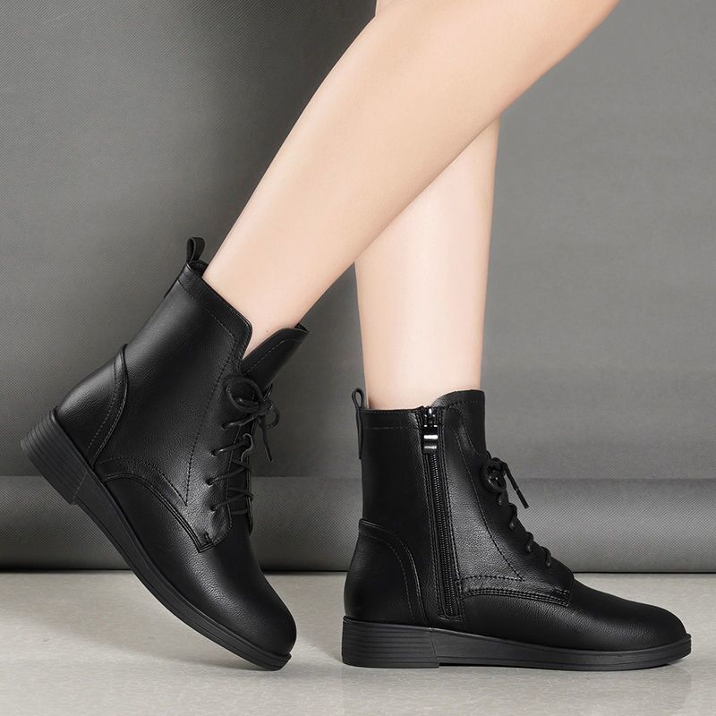 Short boots women's flat bottomed 2026  autumn and winter new cotton shoes with plush British style mid heel lace up boots