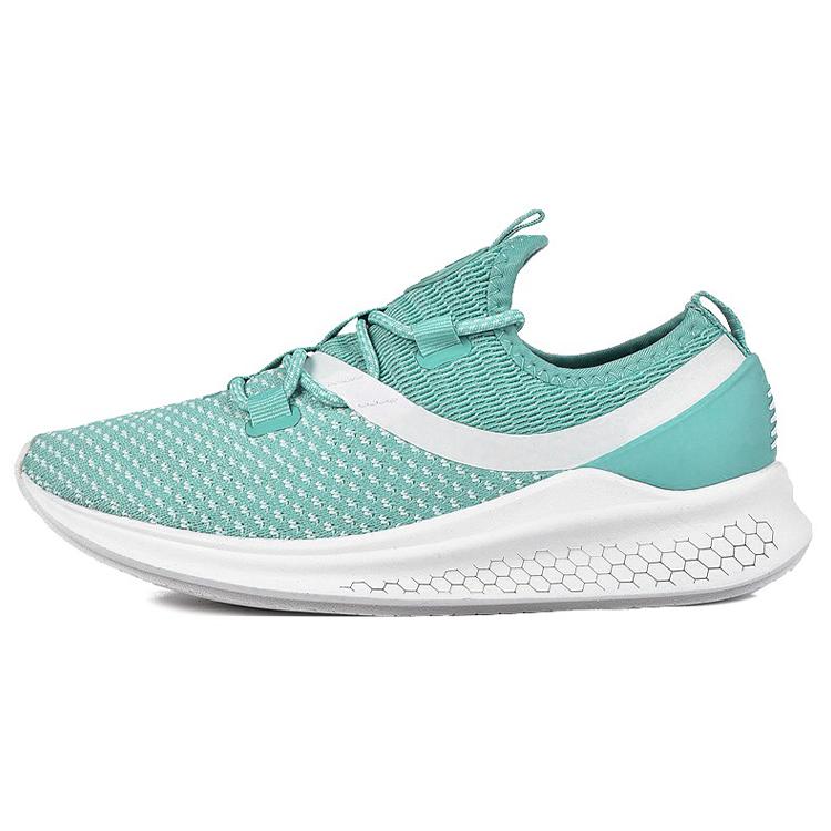 Кроссовки New Balance серии Lazr Зеленые Женские WLAZRSM 37
