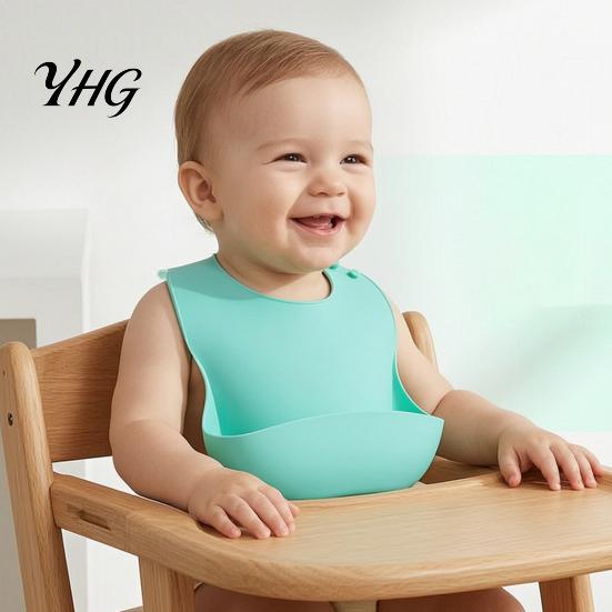 Easy Clean Toddler Bibs Silicone Baby Bib, Waterproof Soft Adjustable Feeding Durable Large Pocket Catch Food Bib for Babies And Toddlers Skin