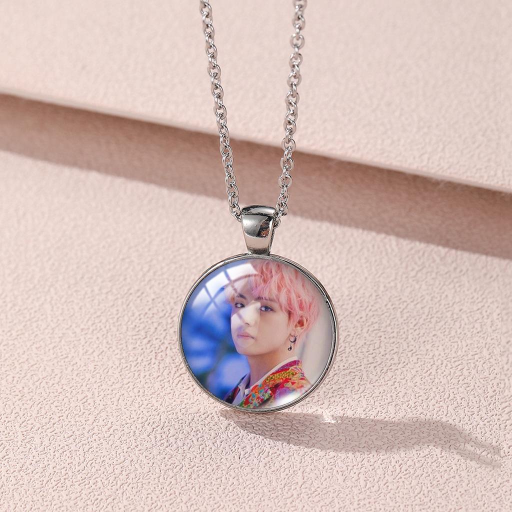 Colar redondo BTS, pingente Bangtan Boys com foto de membro, Item Colecionável Kpop para Fãs ARMY