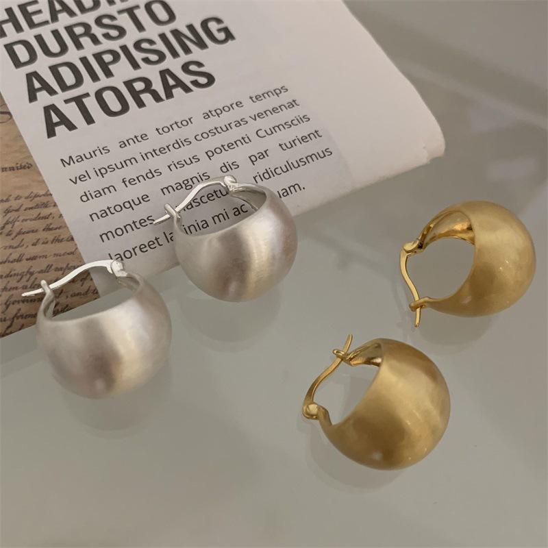 2024 Trendy Brushed Metal Ear Cuff & Round Ball Stud Earrings for Women – Simple, Versatile, High-End Style.