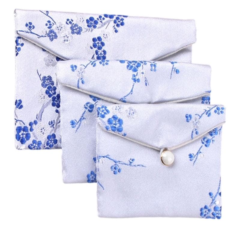 Portable Brocade Jewelry Organizers Featuring Fastener Multiple Compartments Travel Friendly Designs белый