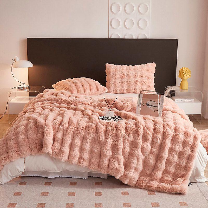 G5Z Thickened Warm Faux Fur Rabbit Fleece Blanket, Anti-Static Milk Velvet Throw for Sofa or Nap