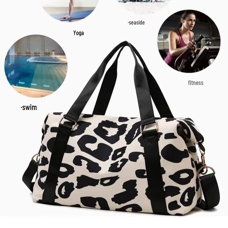 

Li Shen Lightweight Travel & Gym Duffel Bag 20-35L