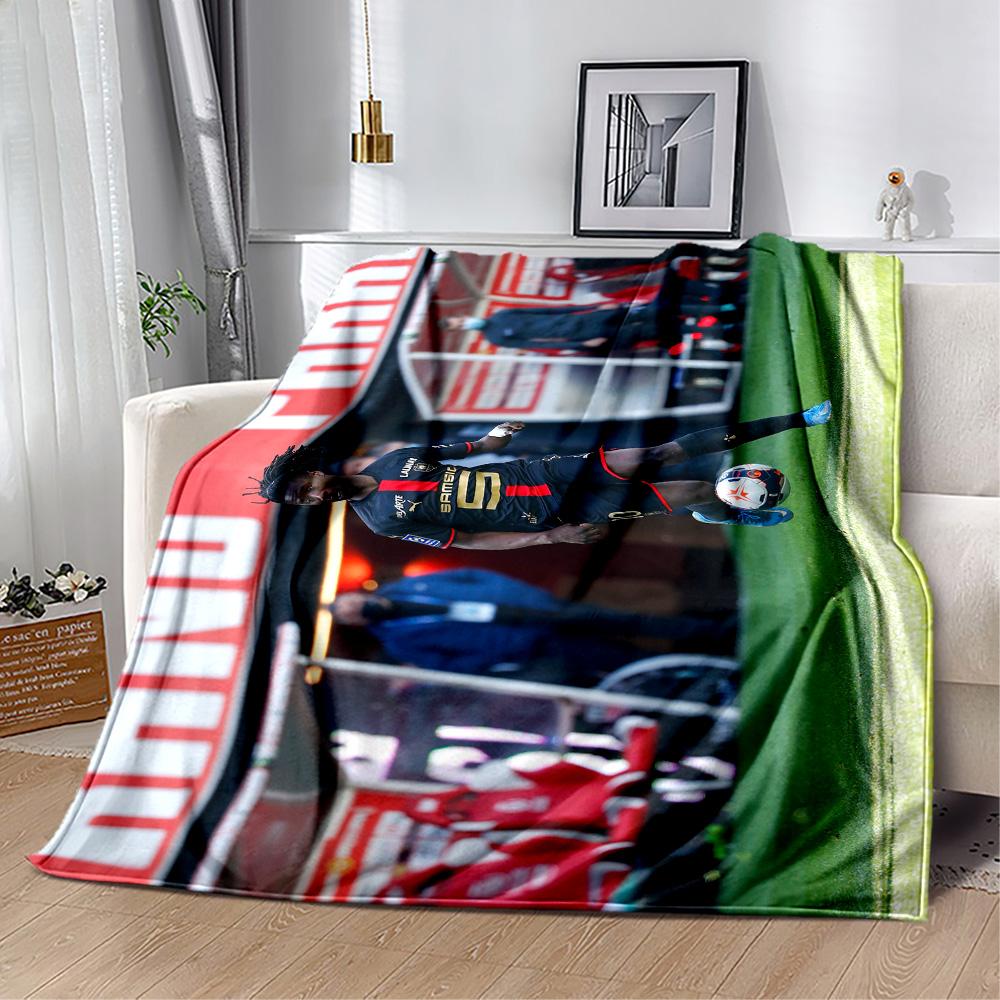 Football Player Action Blanket Soft Warm Cozy Suitable for Chair Office Picnics Four Seasons Universal Warmthful Decor Gifts For Family Or Friends
