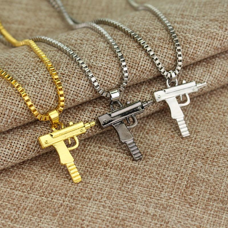 Uzi Submachine Gun Geometric Alloy Pendant Chain Necklace For Men And Women Fashion Accessory