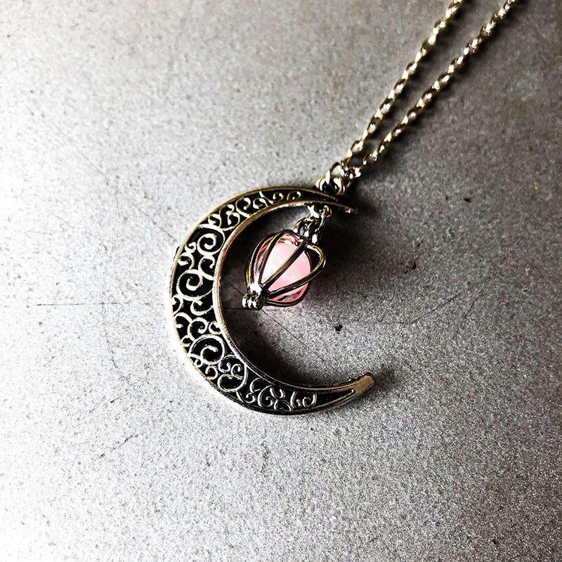Fashionable Moon Pendant Luminous Necklace Punk Retro Gothic Women's Necklace