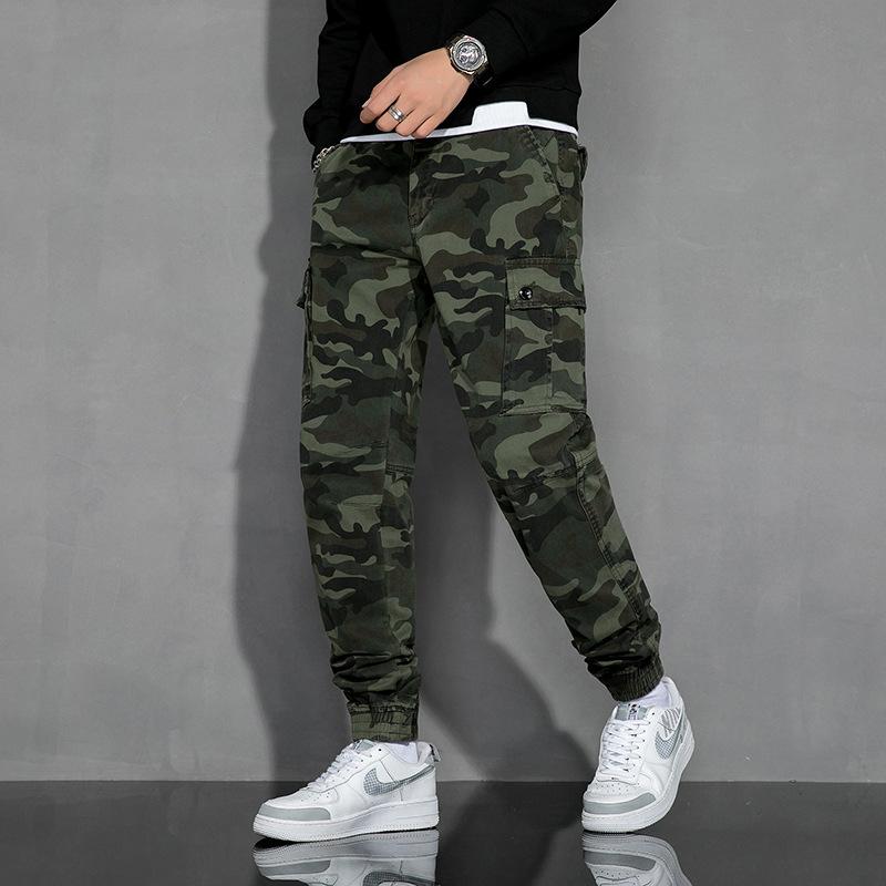 Neue Herren, amerikanischer Schurke, gutaussehend, vielseitig, Sport-Tote, Latzhose, Camouflage, locker, lässige Hose, elastisch