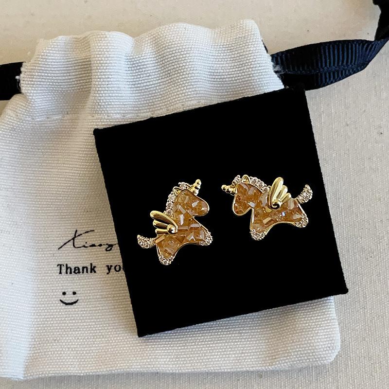 

Personality Champagne Crystal Rhinestone Drop Earrings For Women Cartoon Horse Bottle Gourd Design Wholesale Casual Jewelry