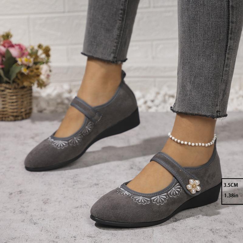 Damen Frühling Neue Mode Ethnische Stil Stickerei Schuhe Atmungsaktiv Keilabsatz Weiche Sohle Rutschfest Lässig Stoffschuhe Damen