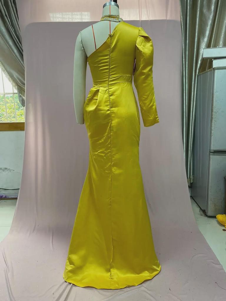 2025 Herbst Europäisches und Amerikanisches Goldenes Abendkleid mit Hohem Kragen für Damen