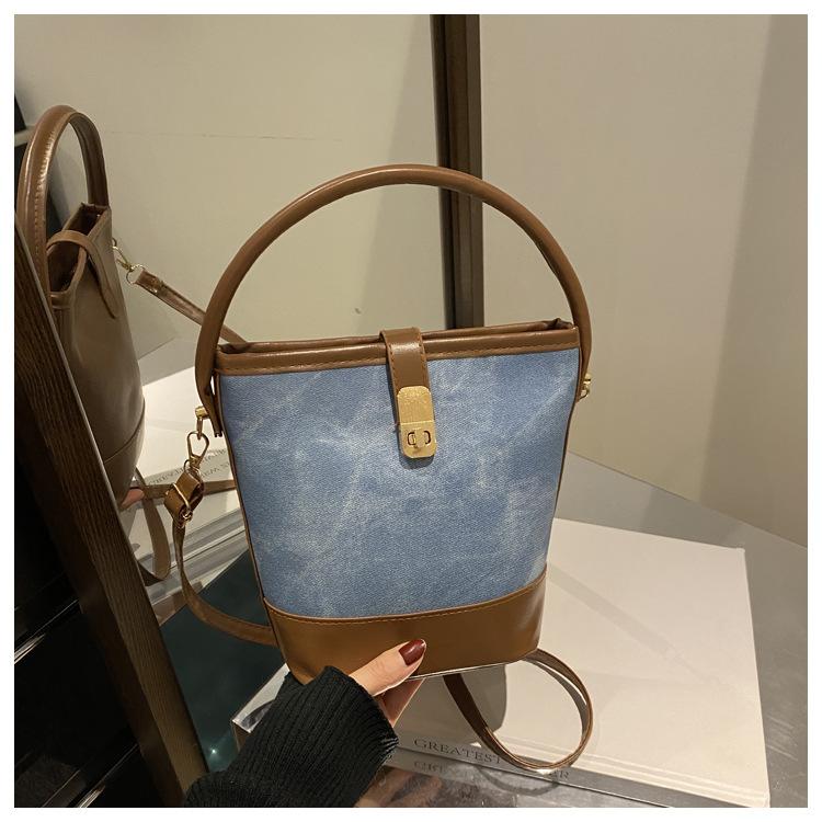 Fashion Autumn and Winter Lock Casual New Trend Large Capacity Retro Color Matching Crossbody Portable Bucket Bag Female